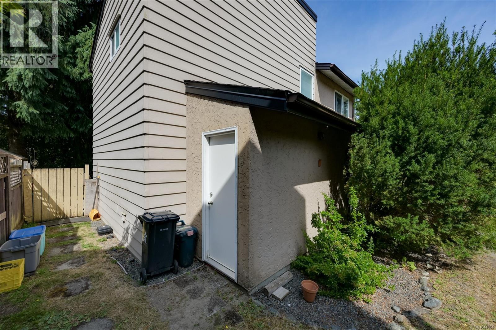 #111 2860 Sooke Lake Rd - 44