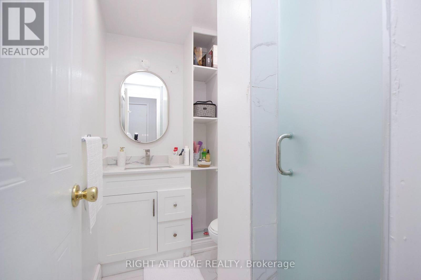 865 ATTERSLEY DRIVE - 19