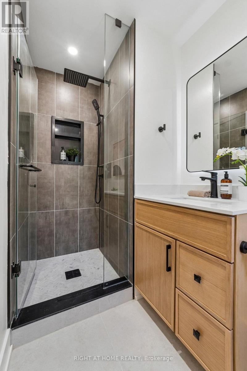 16 IAN FLEMING CRESCENT - Image 30
