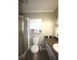 18222 58b Avenue, Surrey, BC V3S5V9 Photo 9