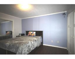 18222 58b Avenue, Surrey, BC V3S5V9 Photo 8