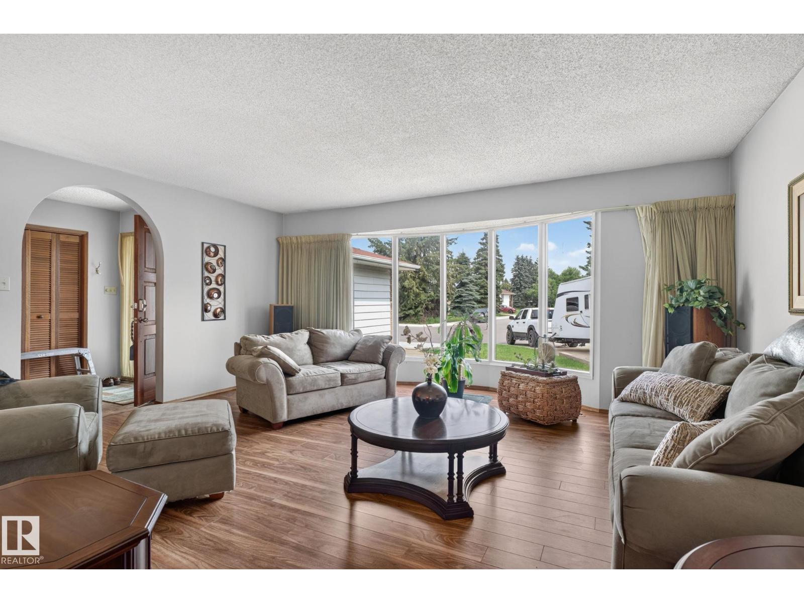 17206 111A ST NW - 14