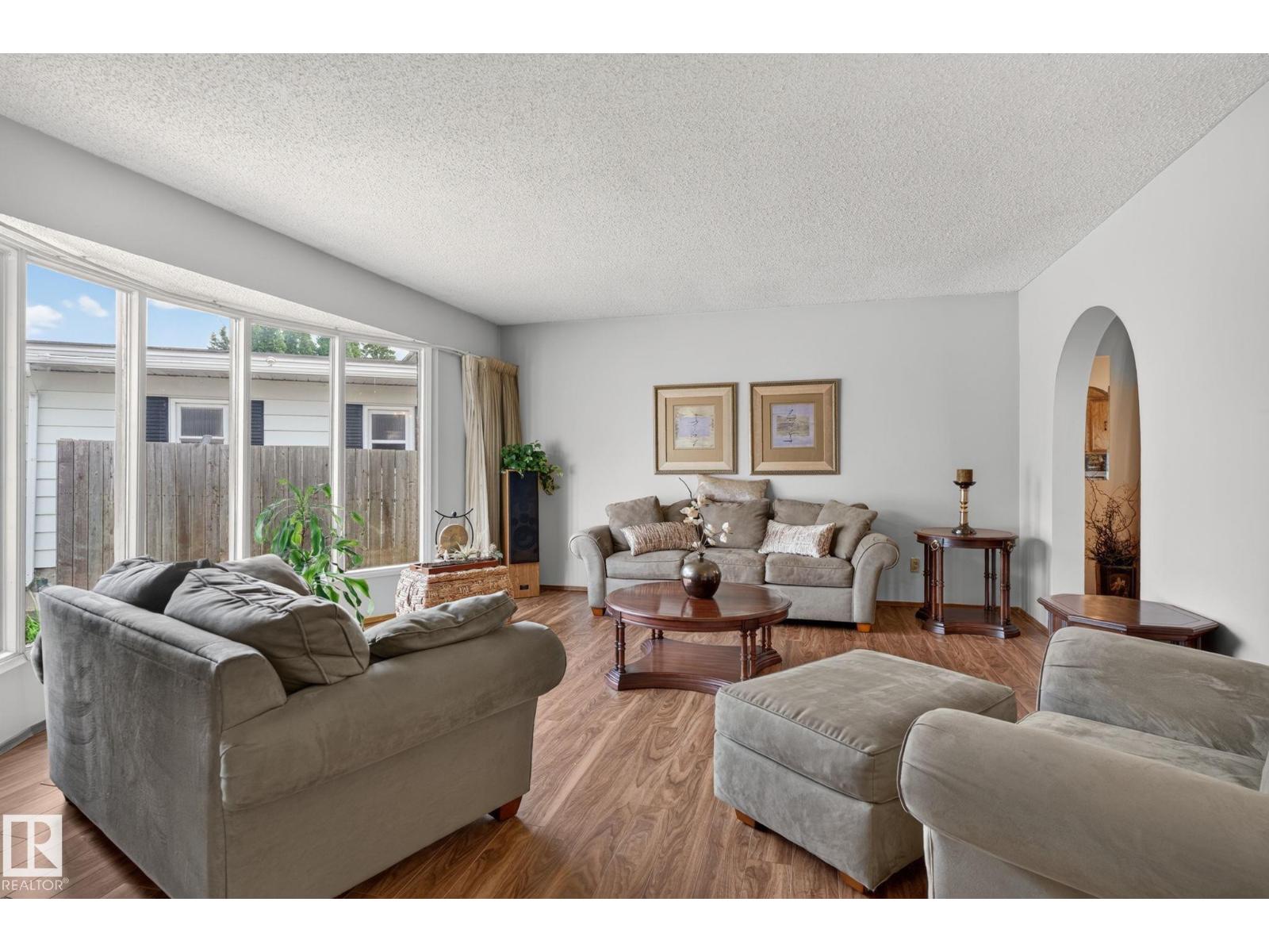 17206 111A ST NW - 15
