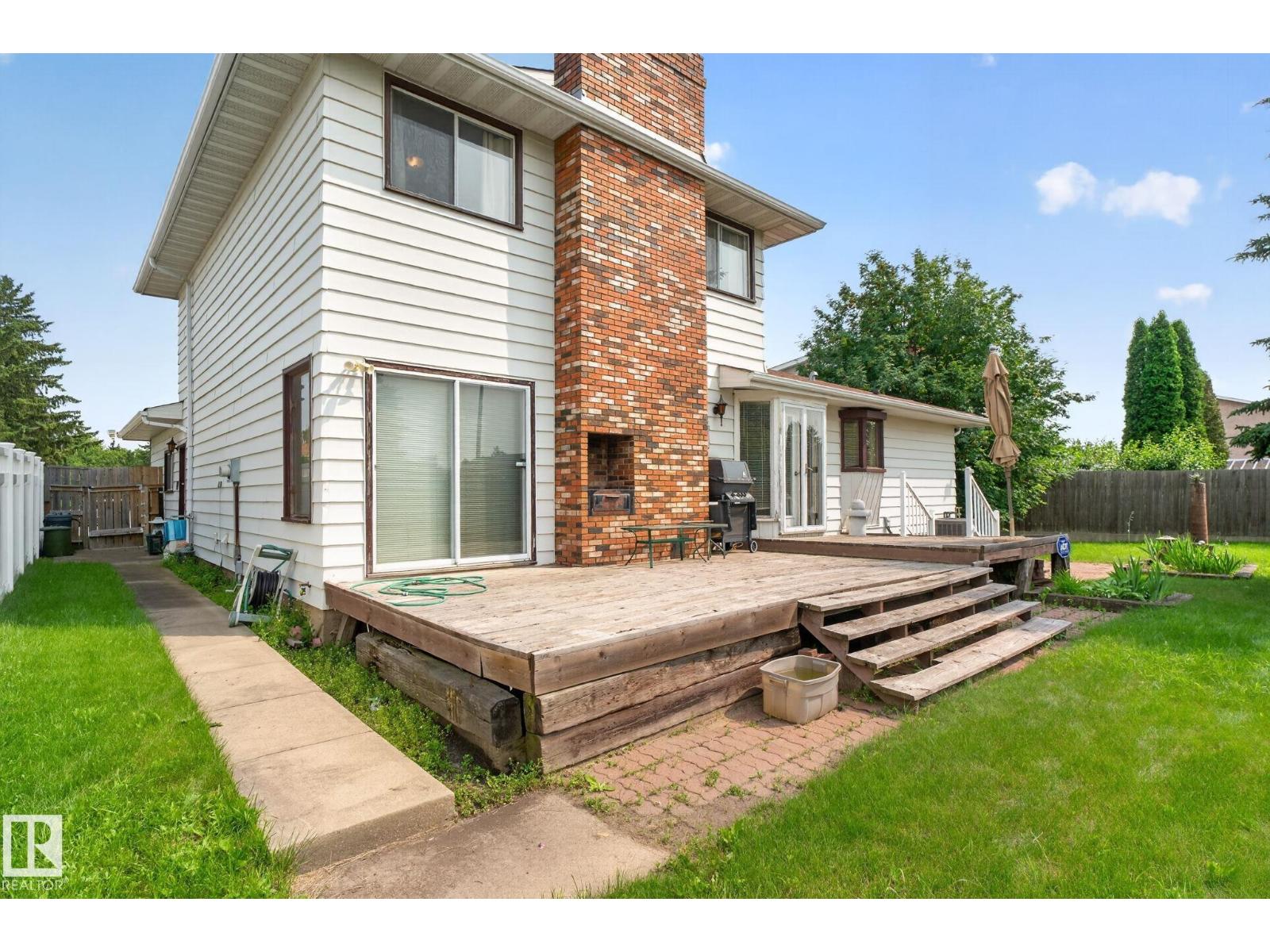 17206 111A ST NW - 62
