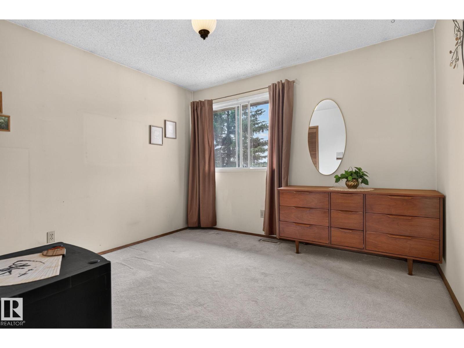 17206 111A ST NW - 33