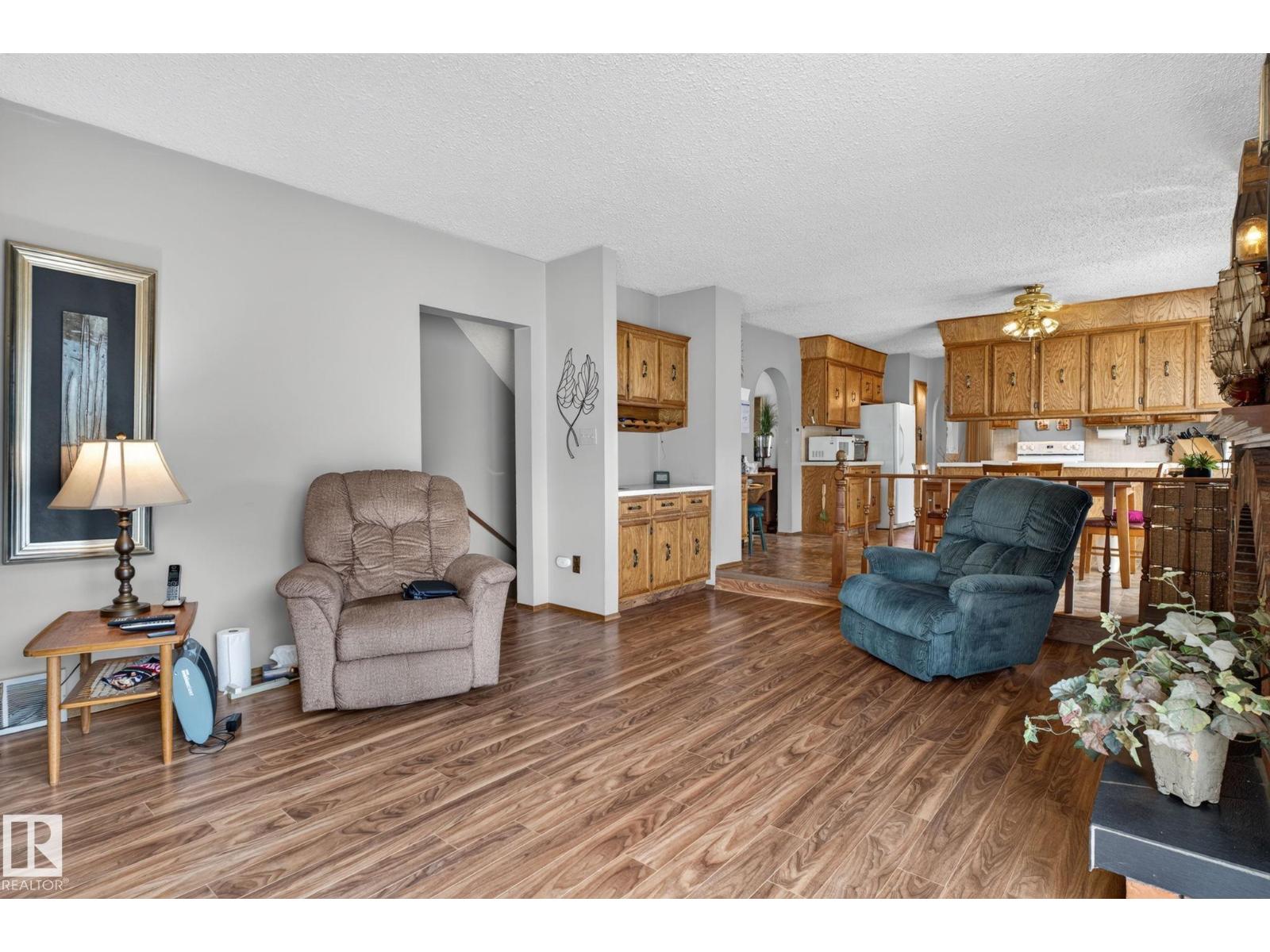 17206 111A ST NW - 26