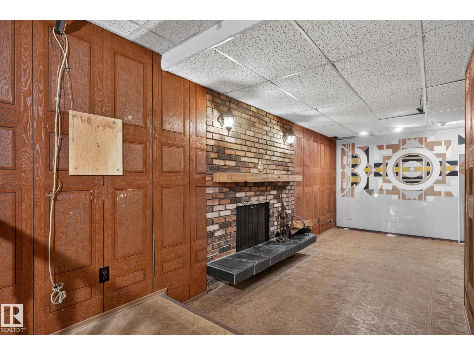 17206 111A ST NW - 48