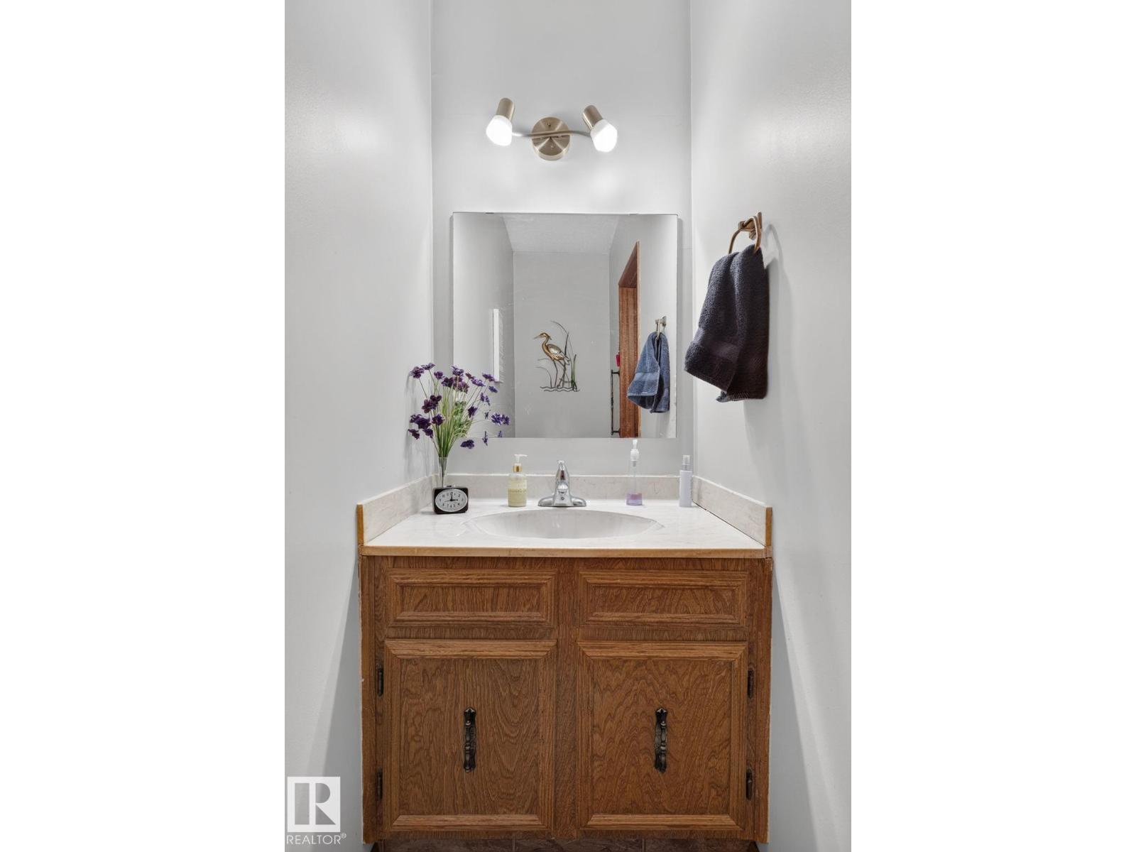 17206 111A ST NW - 28
