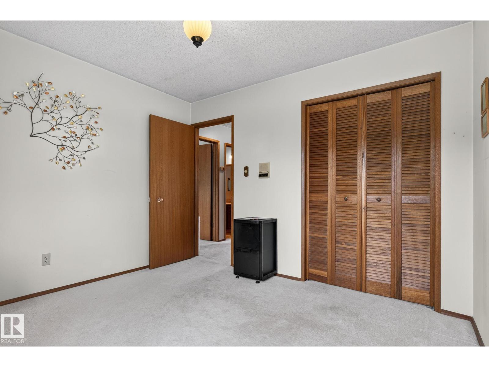 17206 111A ST NW - 32