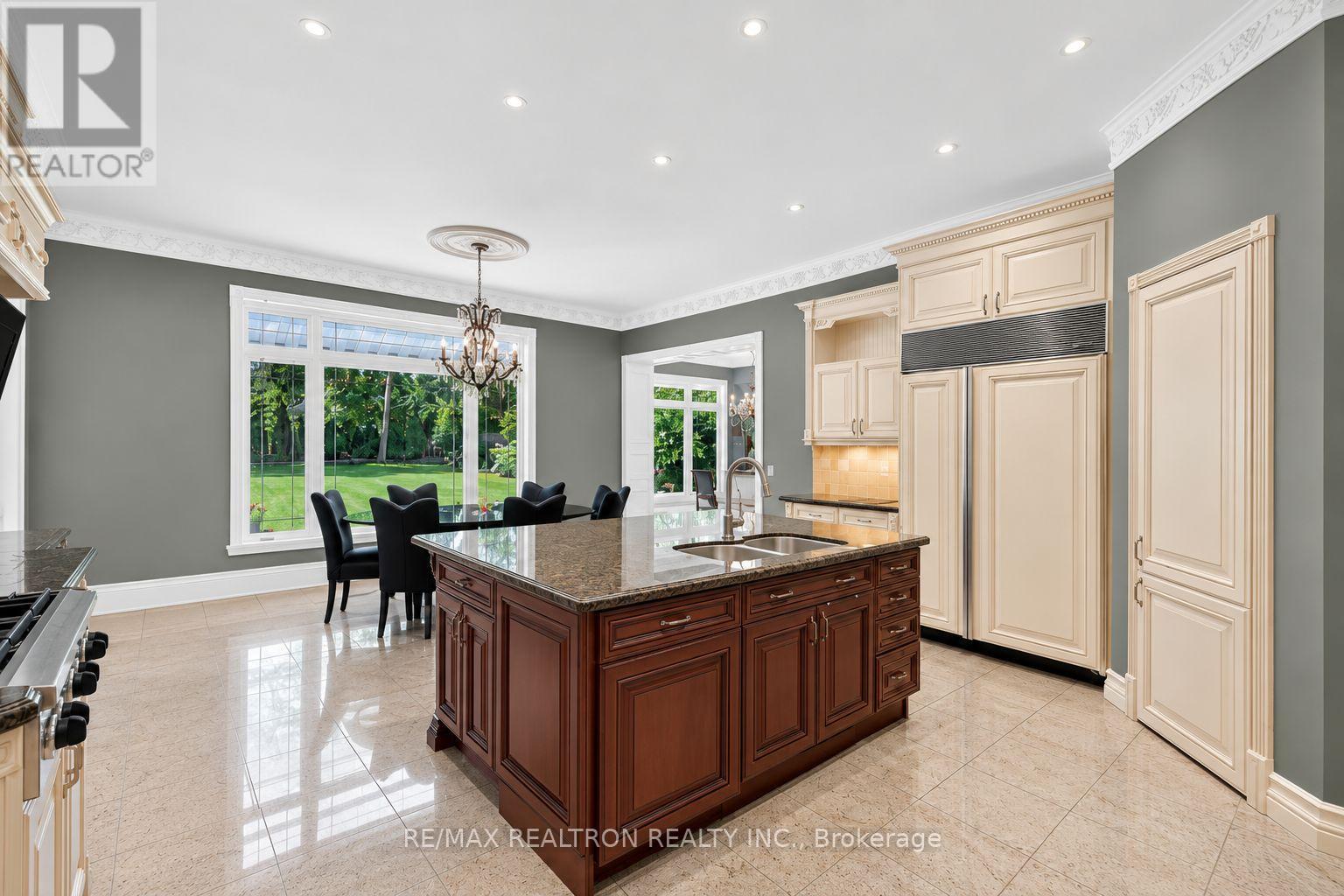16 BOYLE DRIVE - 18