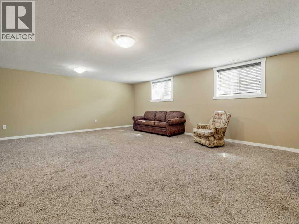 757 28 Street - 28