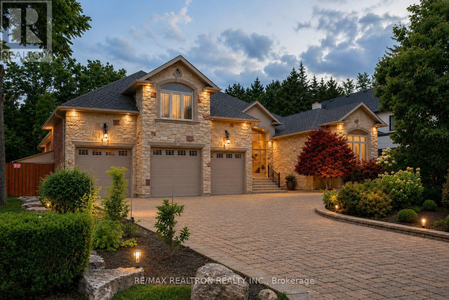 16 BOYLE DRIVE - 3