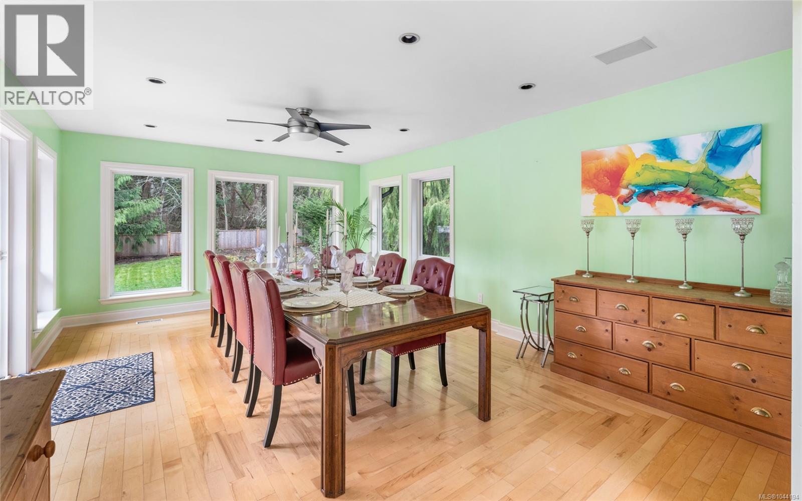 2881 Phyllis St - 15