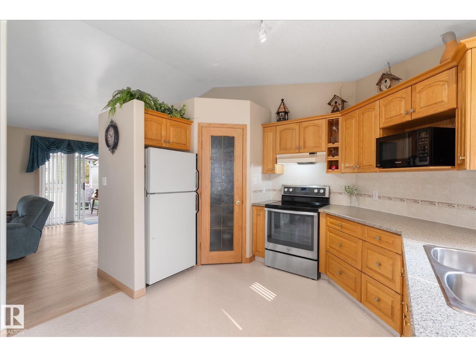 16 SIMONETTE CR - Image 22