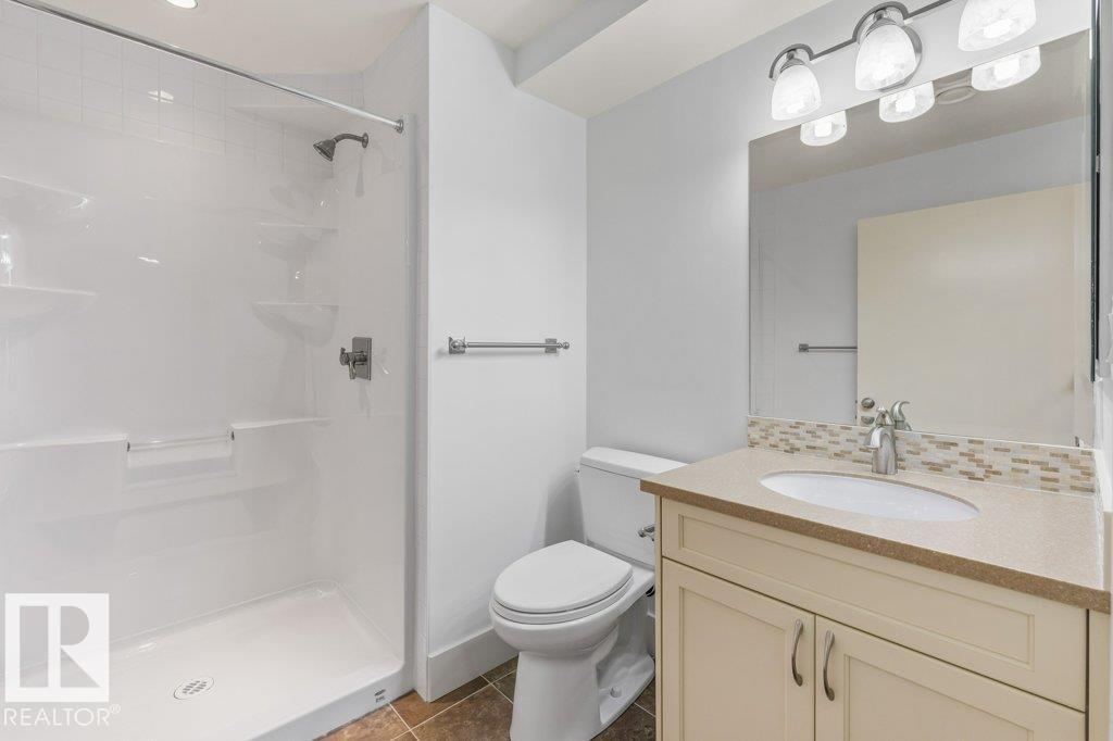 9711 146 ST NW - 29