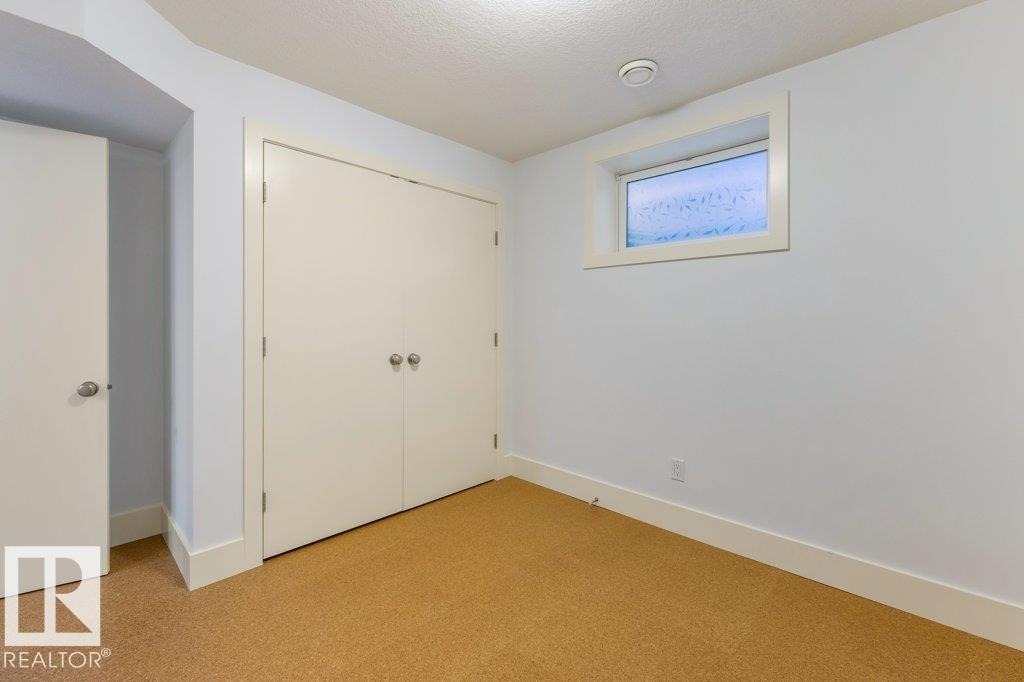 9711 146 ST NW - 30