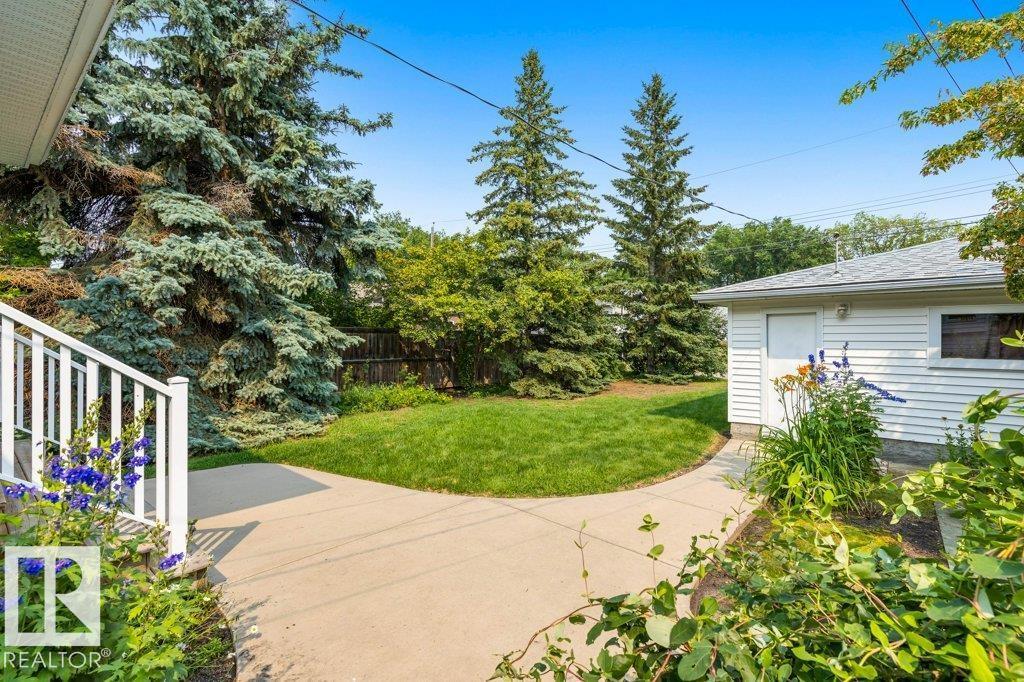 9711 146 ST NW - 32