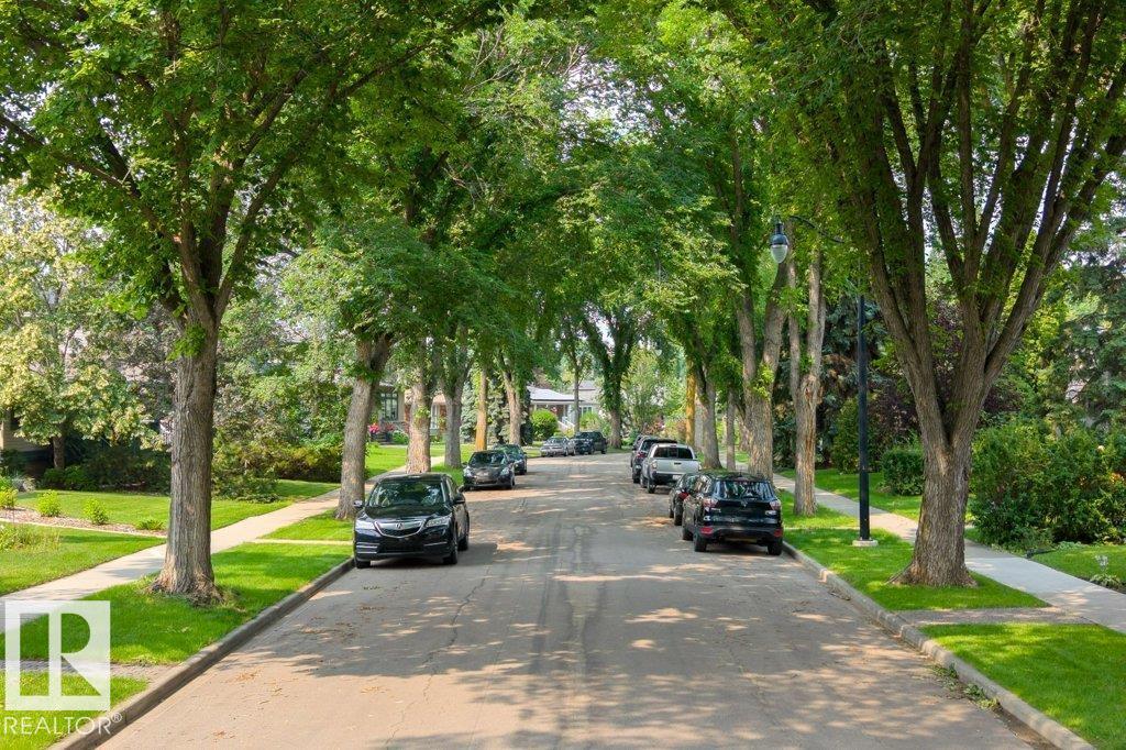 9711 146 ST NW - 38