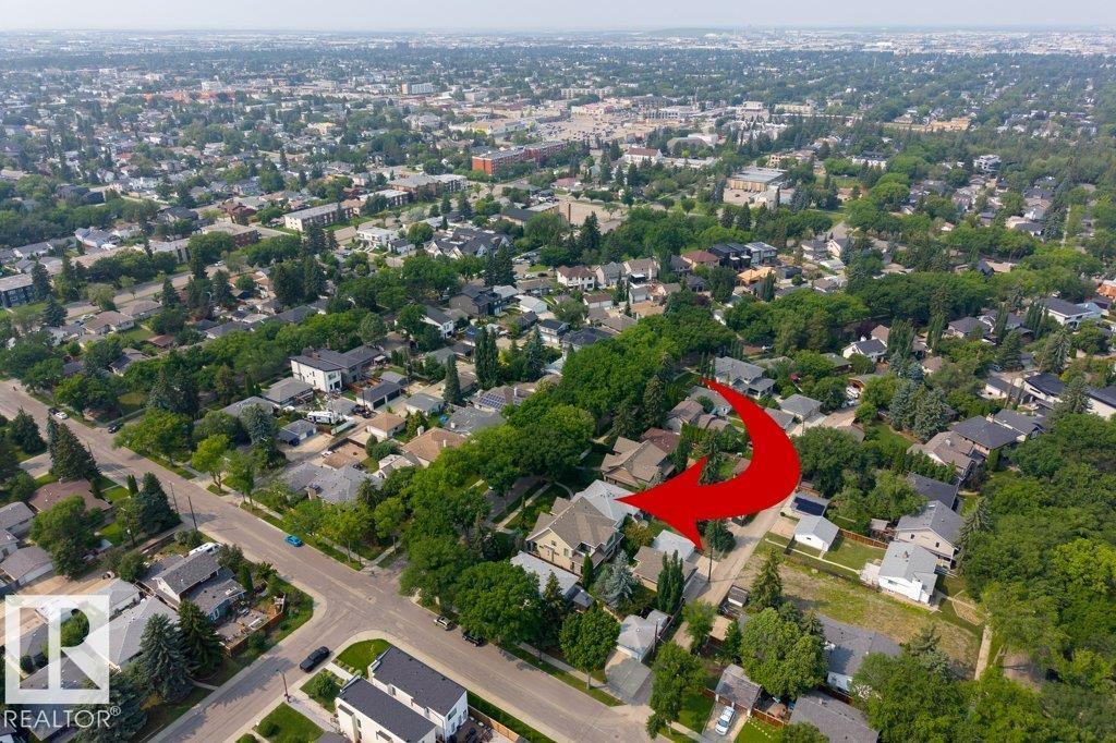 9711 146 ST NW - 40