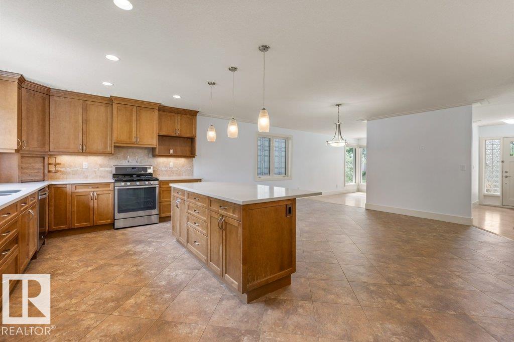 9711 146 ST NW - 5