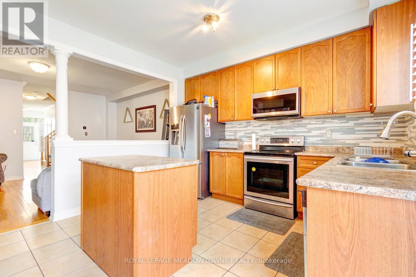 52 ROYAL VISTA ROAD - Image 18