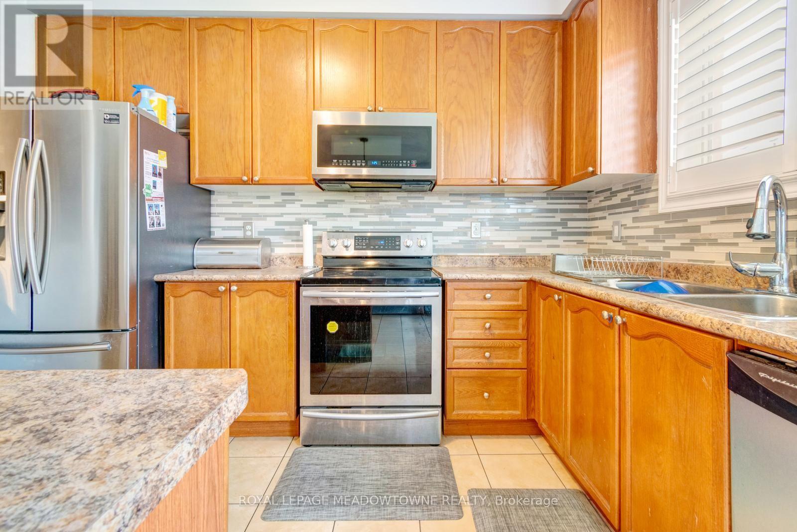 52 ROYAL VISTA ROAD - Image 19