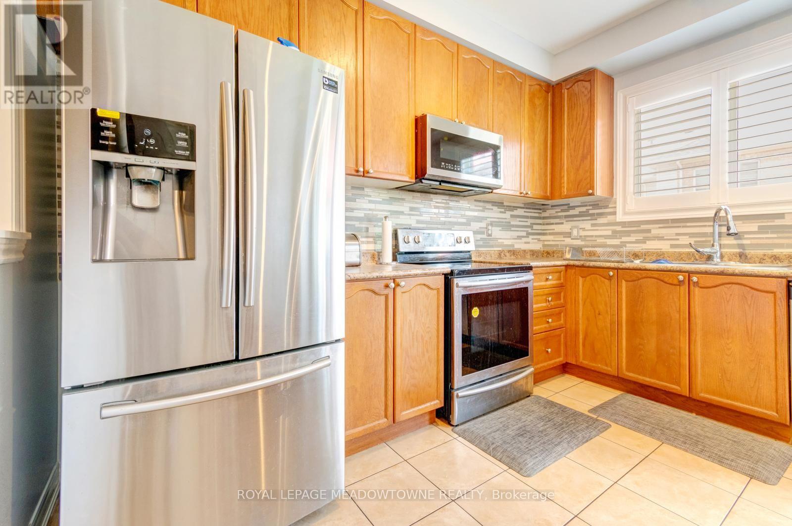 52 ROYAL VISTA ROAD - Image 21