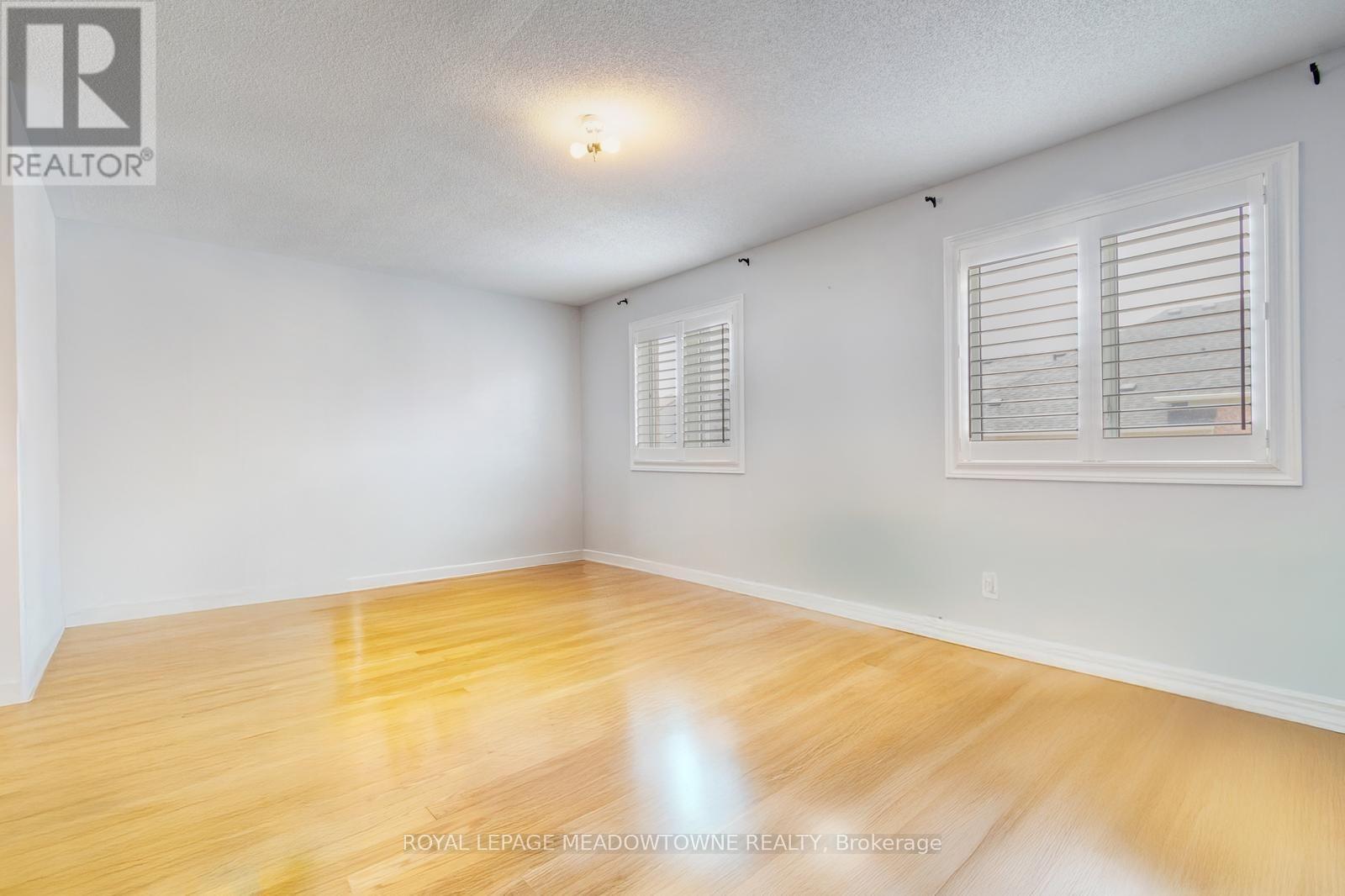 52 ROYAL VISTA ROAD - Image 29