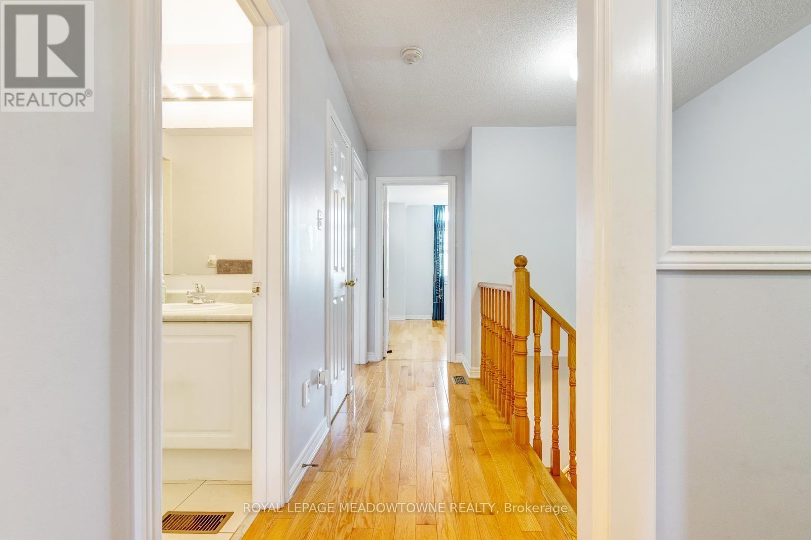 52 ROYAL VISTA ROAD - Image 36