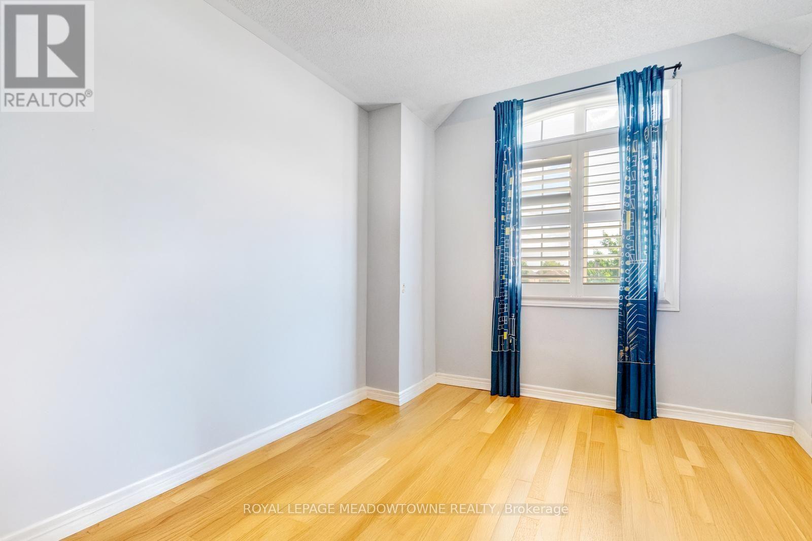 52 ROYAL VISTA ROAD - Image 39
