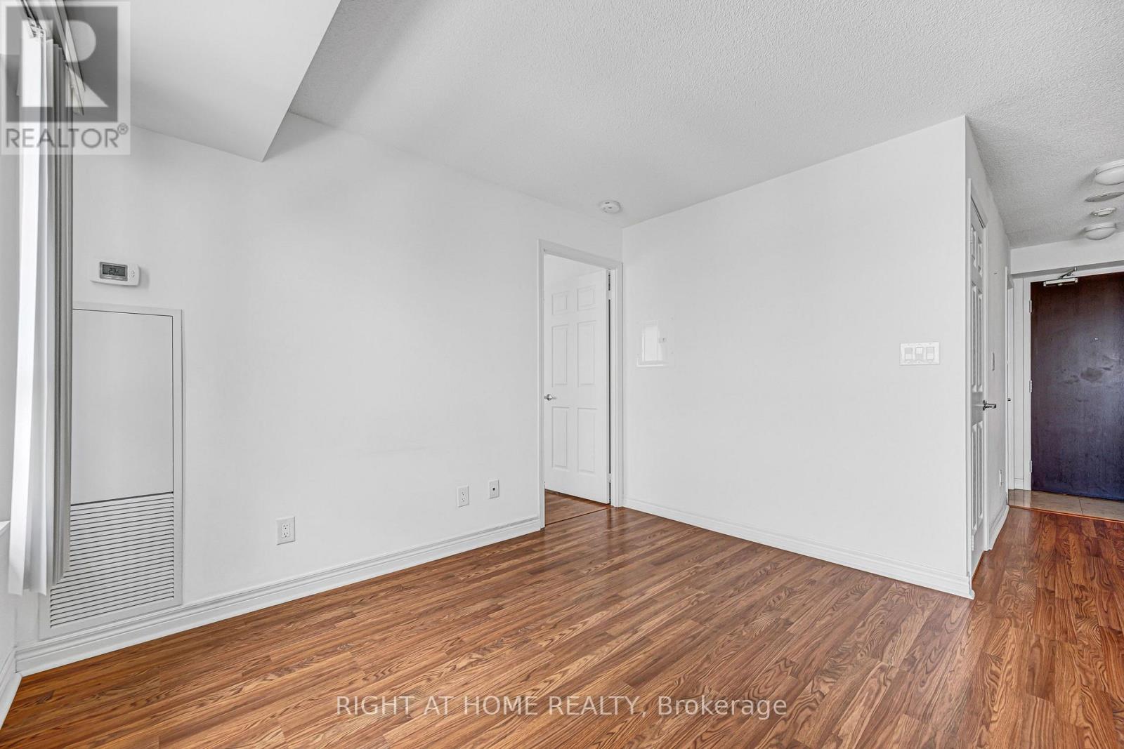 ##2902 208 ENFIELD PLACE - Image 23