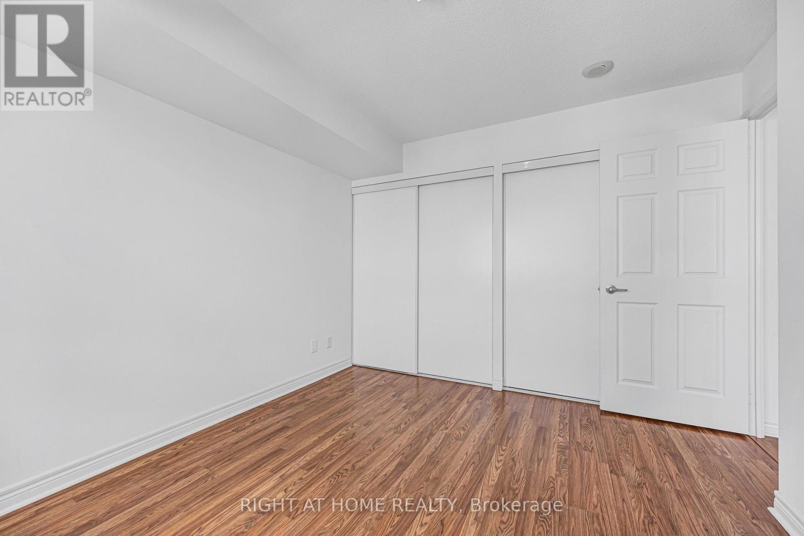 ##2902 208 ENFIELD PLACE - Image 28