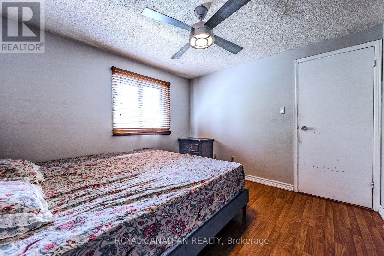 2 MAYBERRY COURT - 21