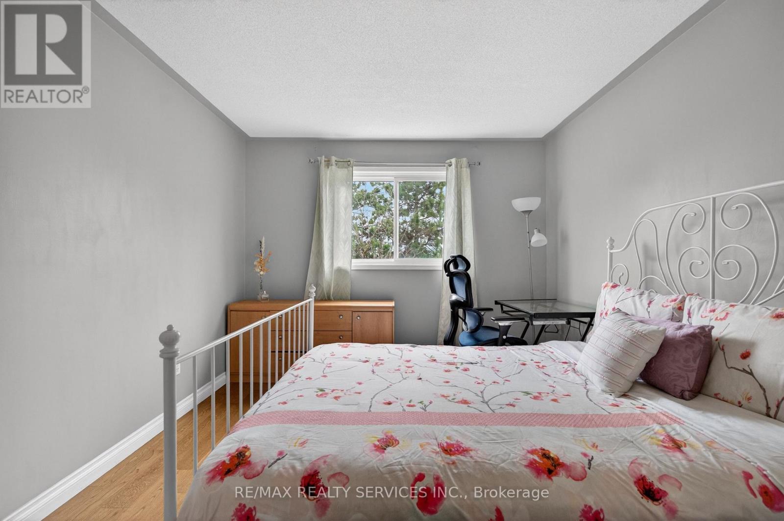 #26A 5205 GLEN ERIN DRIVE E - 22
