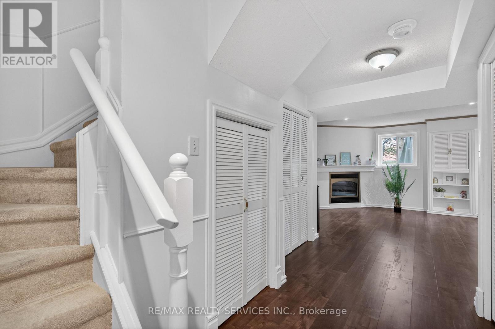 #26A 5205 GLEN ERIN DRIVE E - 24