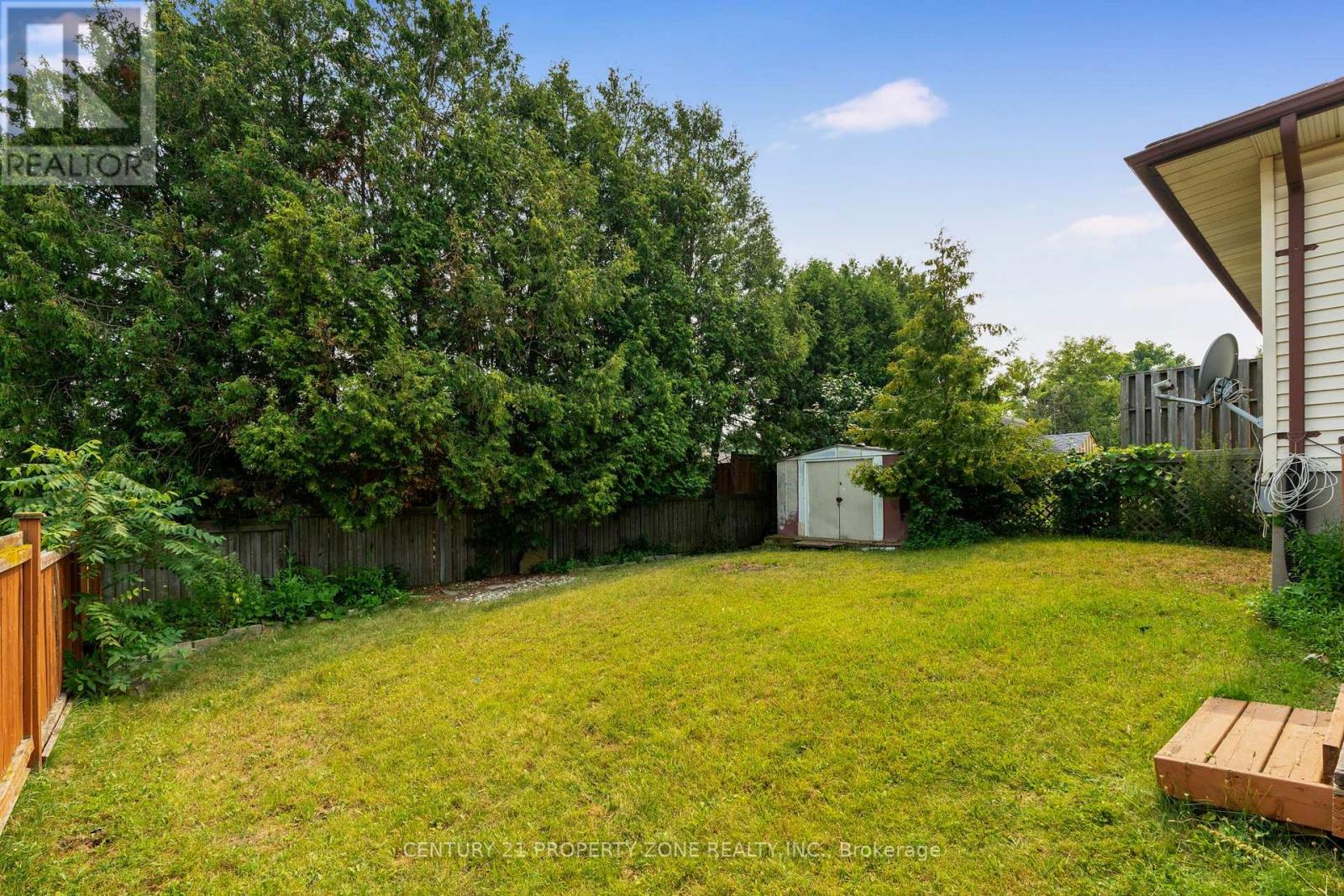 137 NICKOLAS CRESCENT - 30