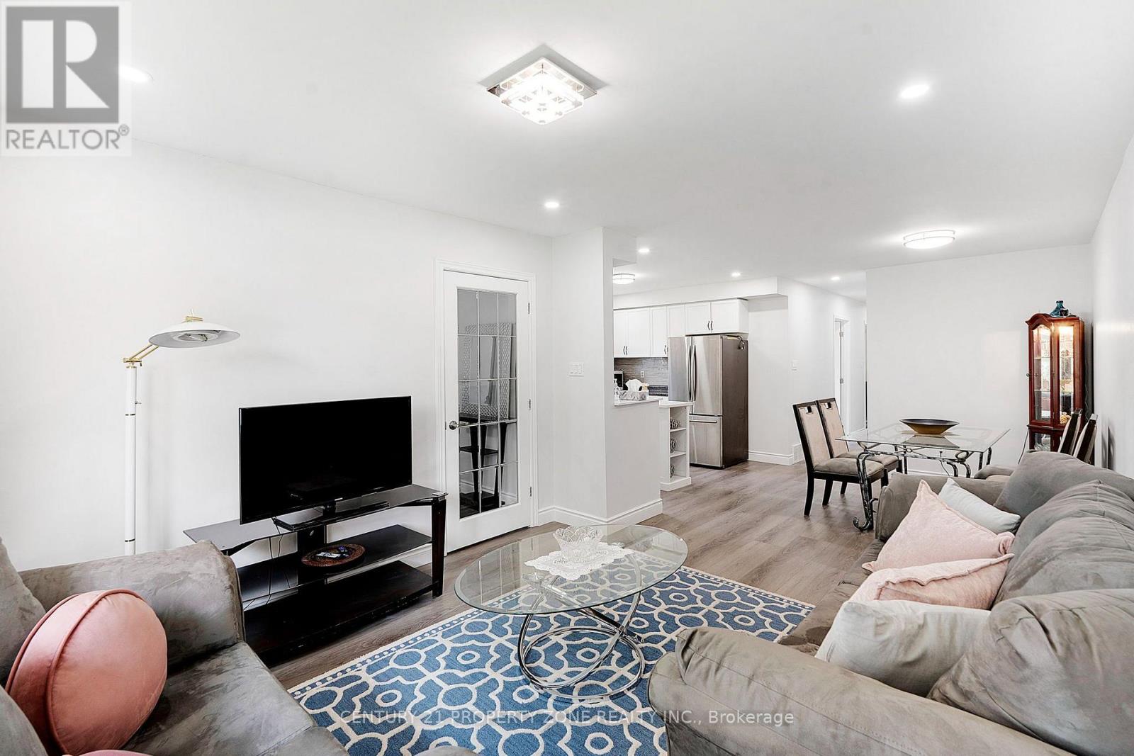 137 NICKOLAS CRESCENT - 9