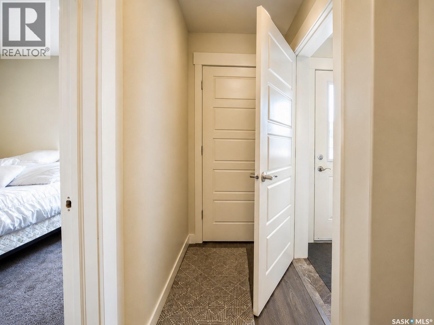 4438 Sheridan STREET - Image 18