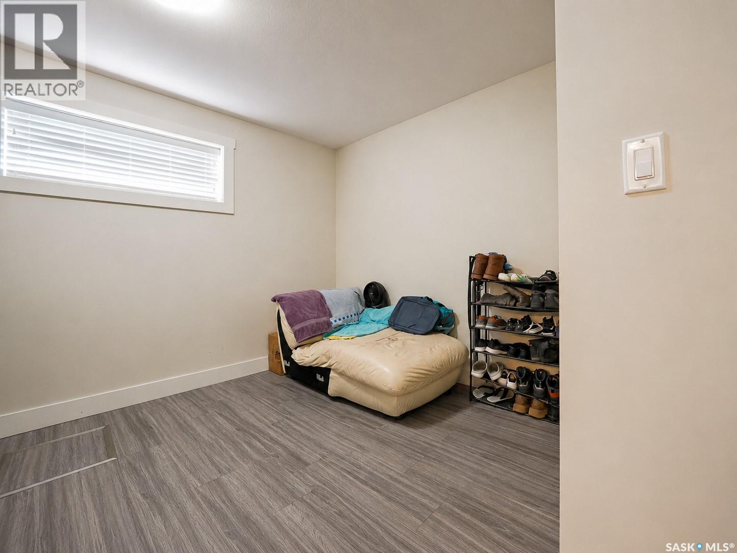 4438 Sheridan STREET - Image 27