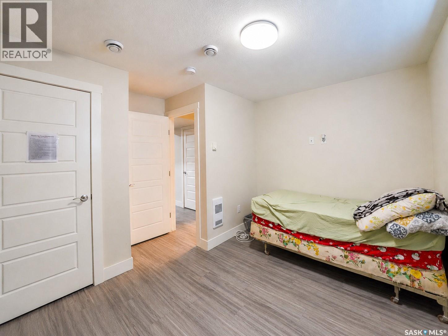 4438 Sheridan STREET - Image 28