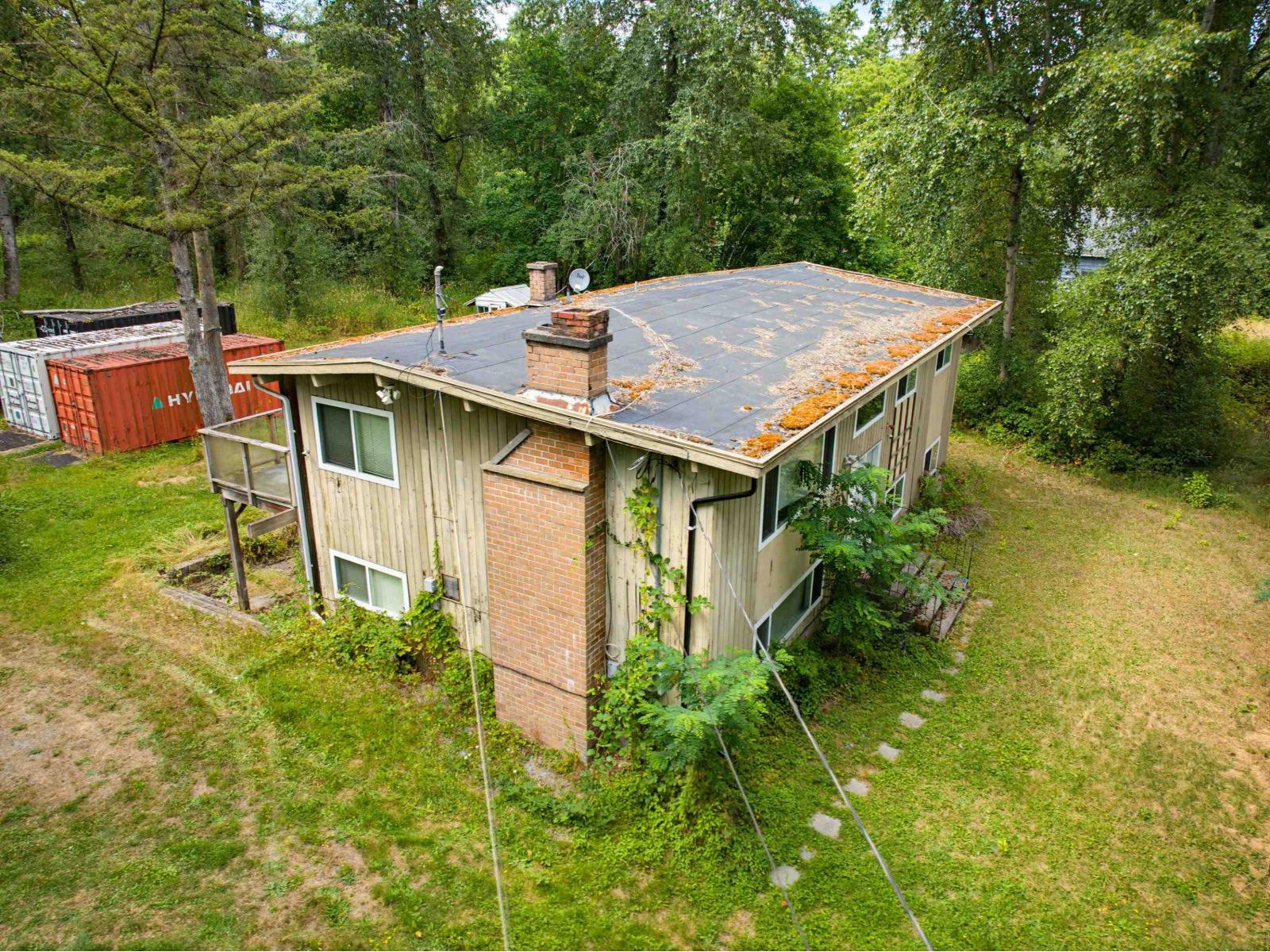 6 Bed, 2 Bath House for Sale in Surrey – 2355 176 STREET, Surrey – MLS# R3148698 - Image 15