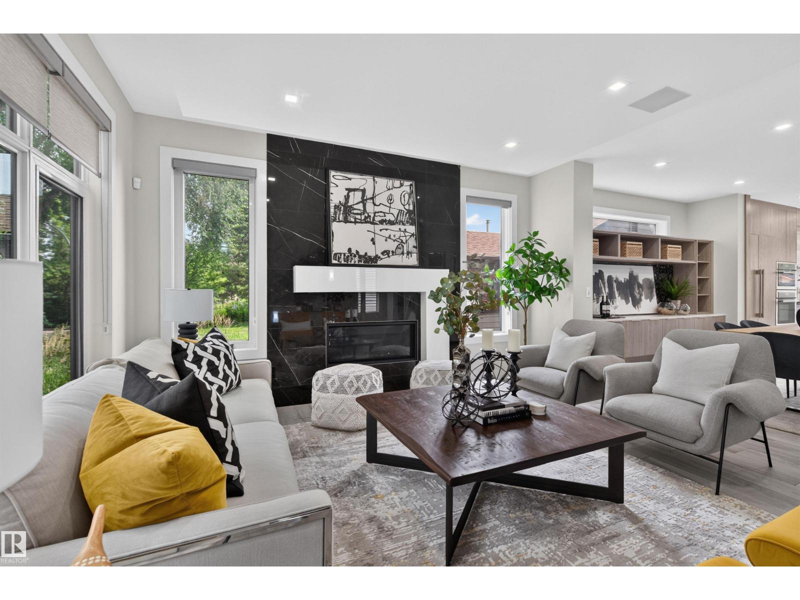 9741 90 AV NW - 4