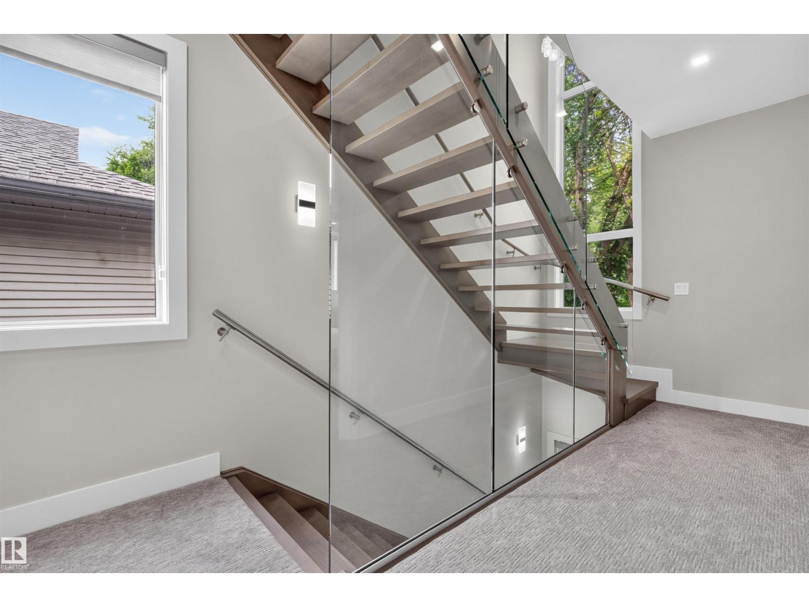 9741 90 AV NW - 41