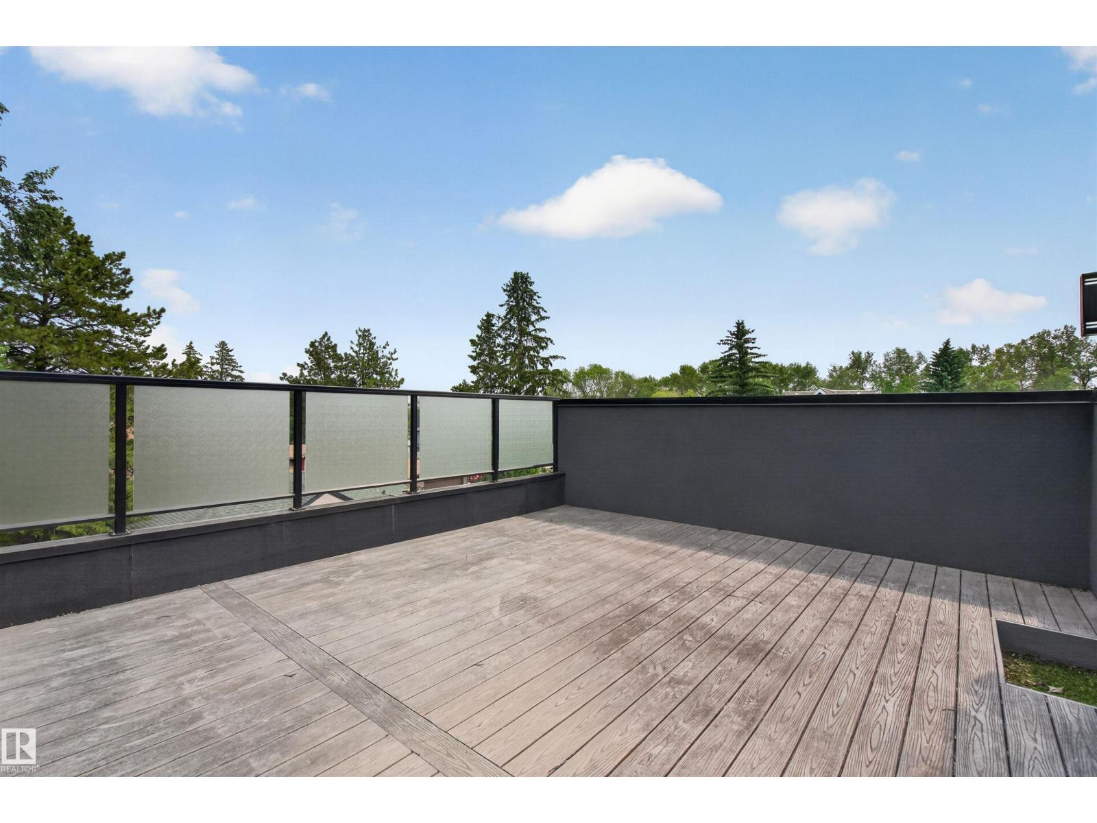 9741 90 AV NW - 44