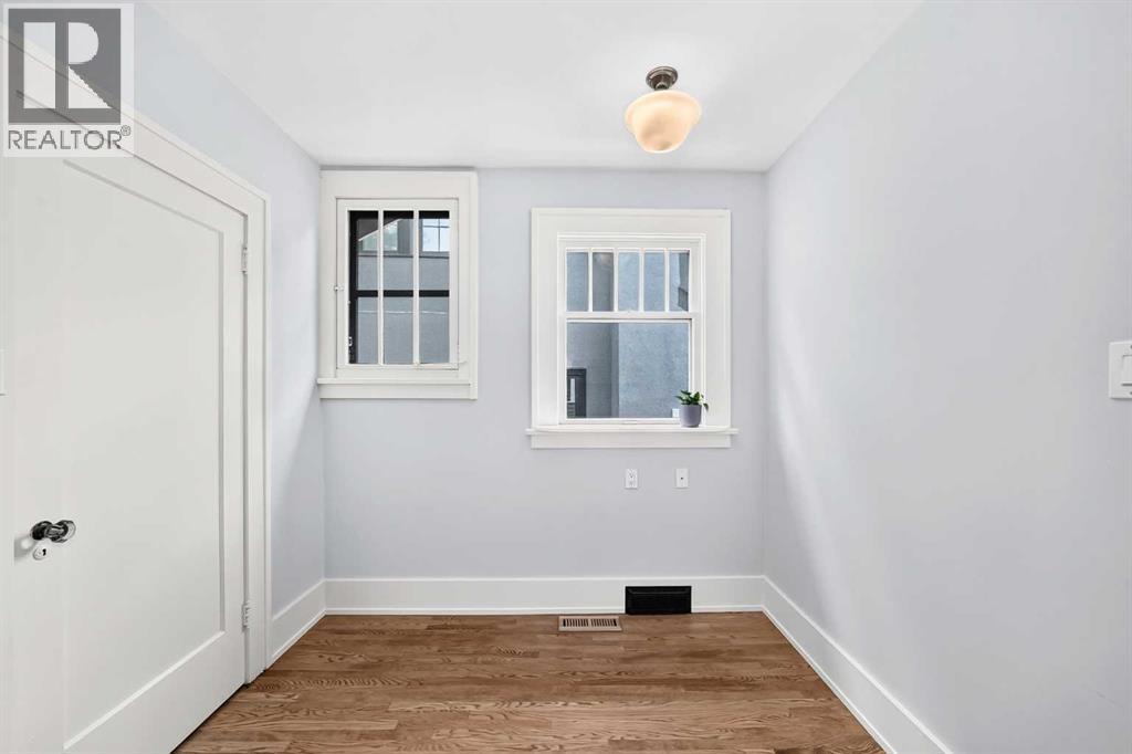 226 Superior Avenue SW - 10