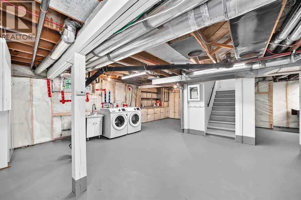 226 Superior Avenue SW - 41