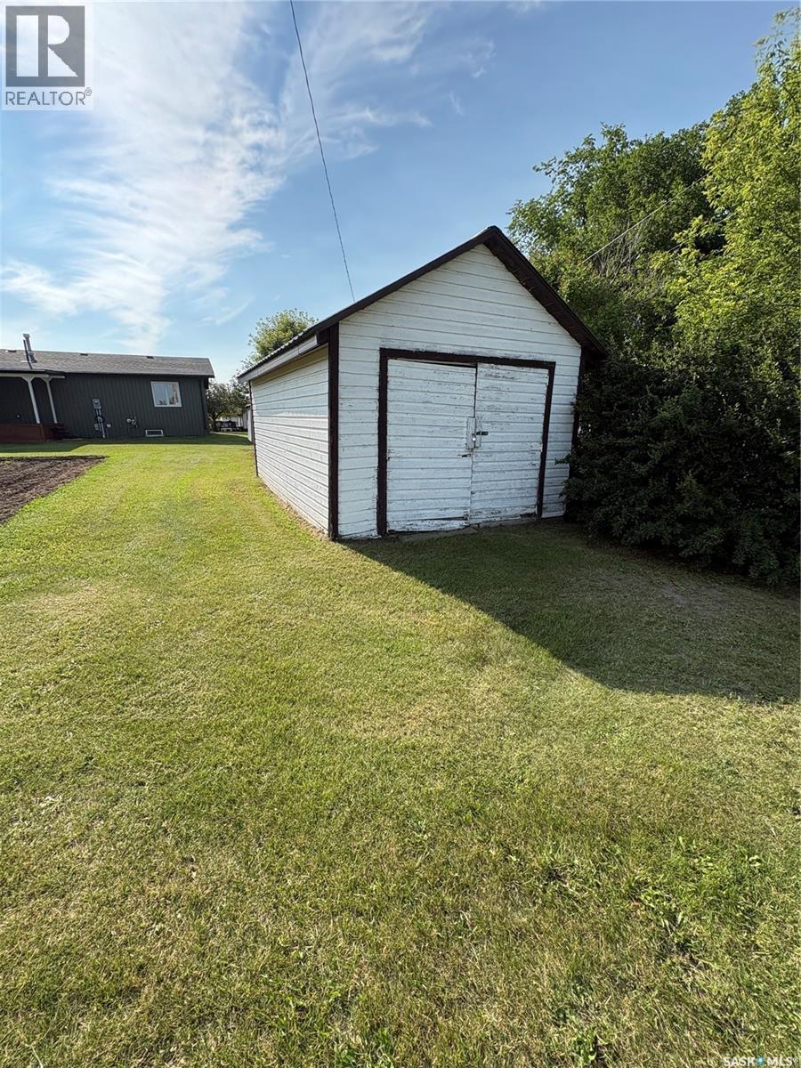 204 Birch STREET - 43
