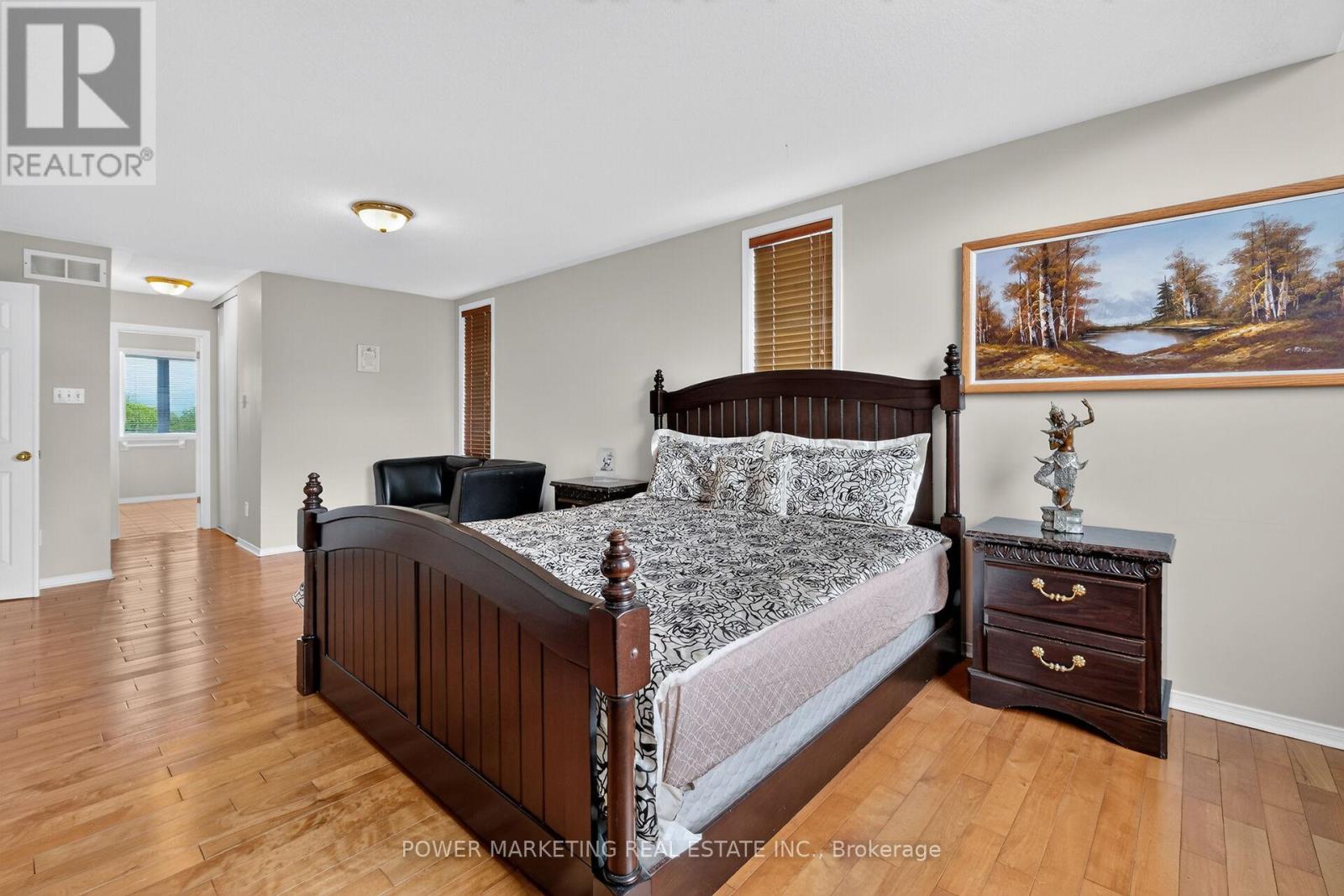 2165 BLUE WILLOW CRESCENT - 33