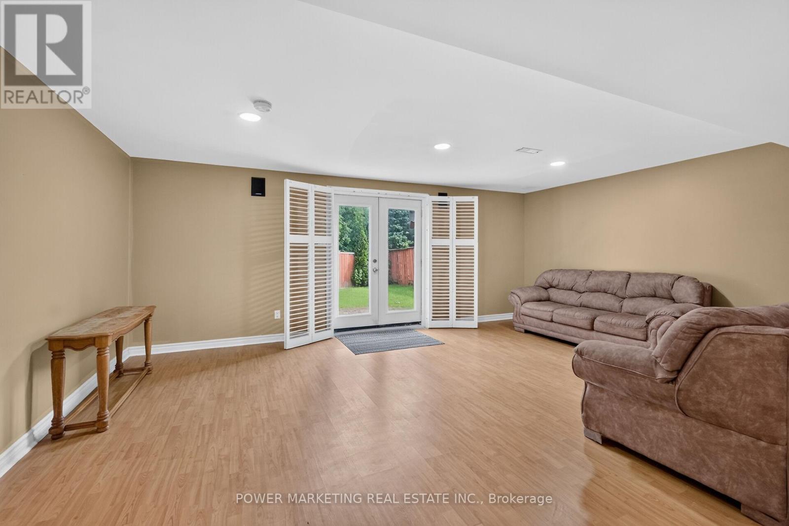 2165 BLUE WILLOW CRESCENT - 39