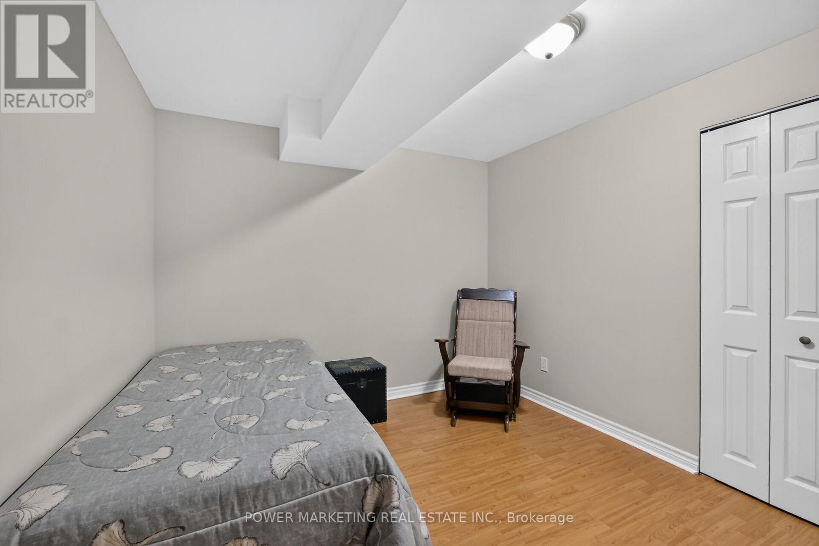 2165 BLUE WILLOW CRESCENT - 42